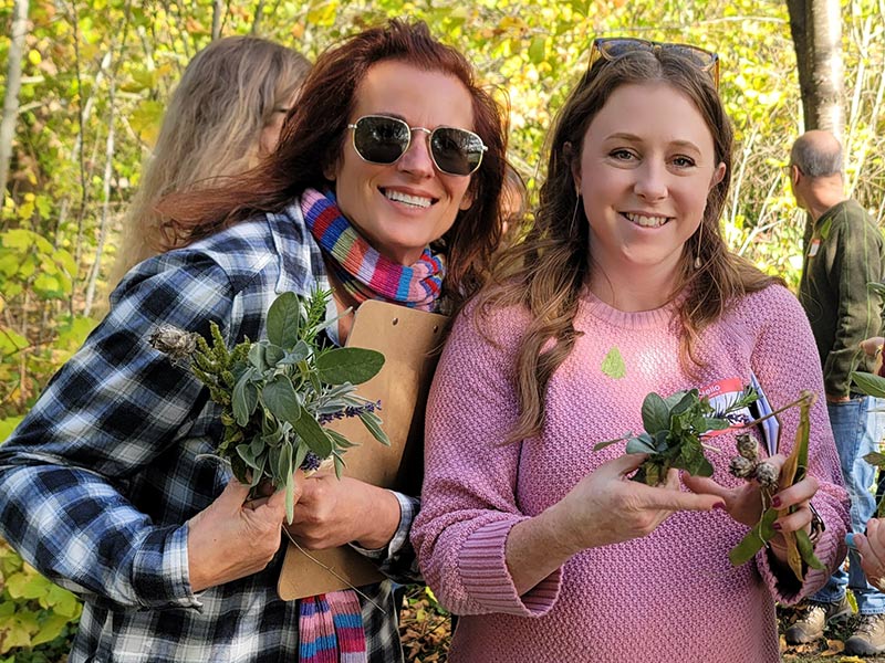 Teachers crafted herb bundles and tasted Love-in-a-Mist seeds